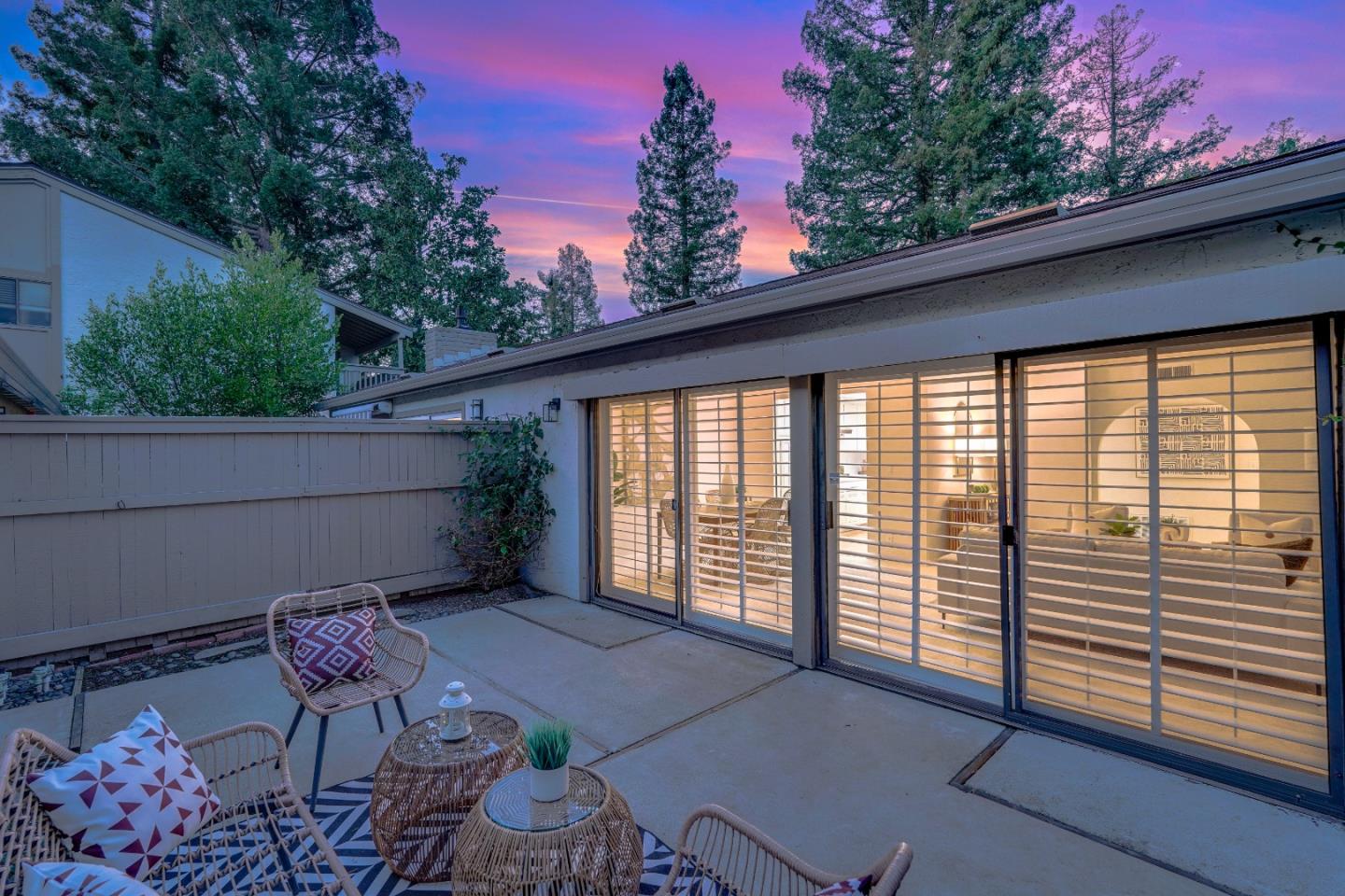 Detail Gallery Image 16 of 57 For 19816 Vineyard Ln, Saratoga,  CA 95070 - 3 Beds | 2 Baths