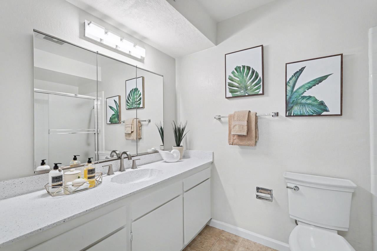 Detail Gallery Image 25 of 57 For 19816 Vineyard Ln, Saratoga,  CA 95070 - 3 Beds | 2 Baths