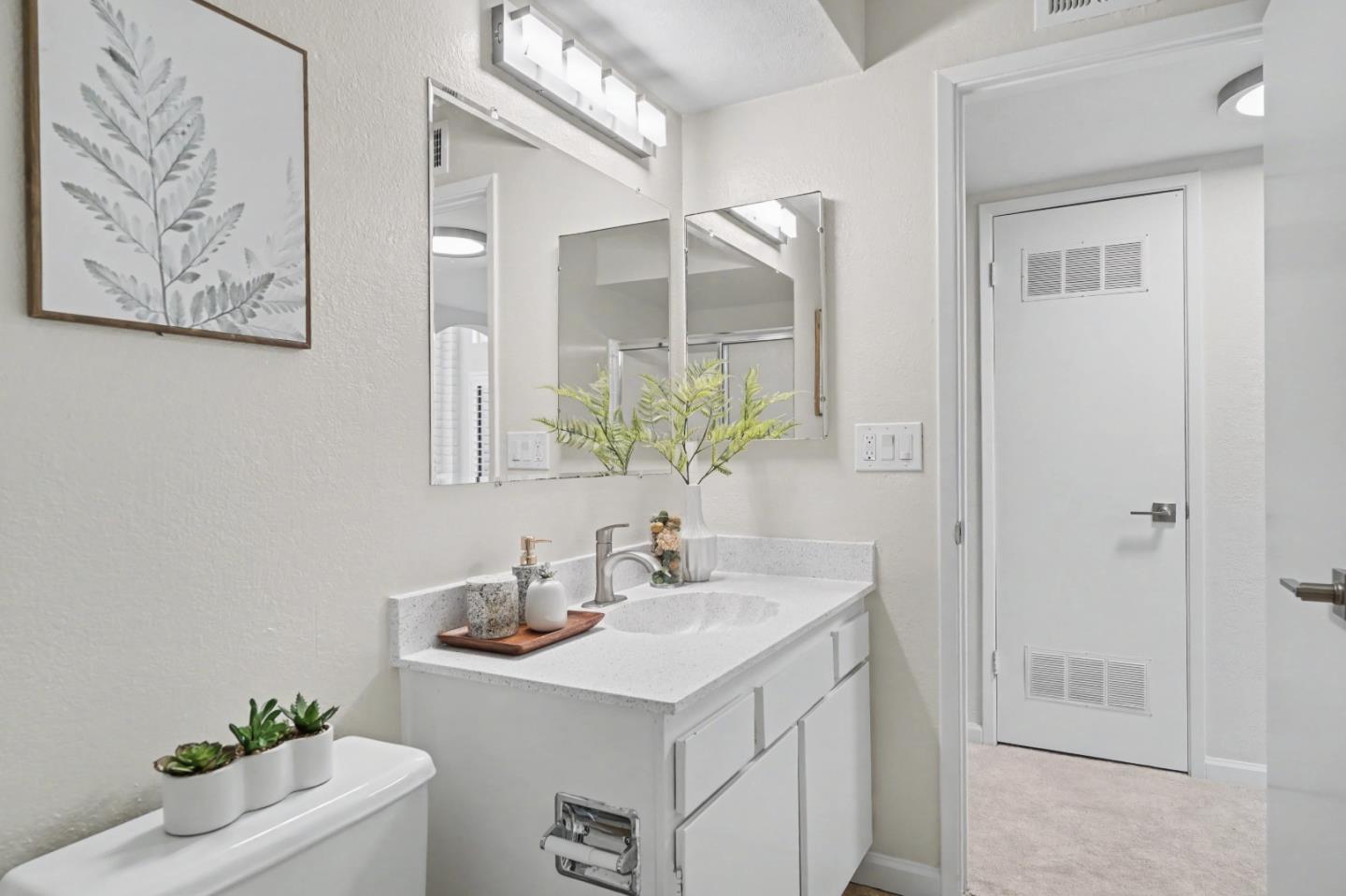 Detail Gallery Image 33 of 57 For 19816 Vineyard Ln, Saratoga,  CA 95070 - 3 Beds | 2 Baths