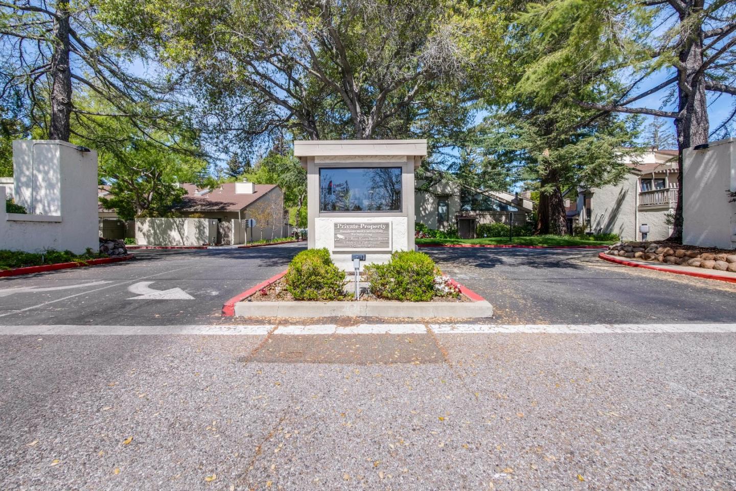 Detail Gallery Image 43 of 57 For 19816 Vineyard Ln, Saratoga,  CA 95070 - 3 Beds | 2 Baths