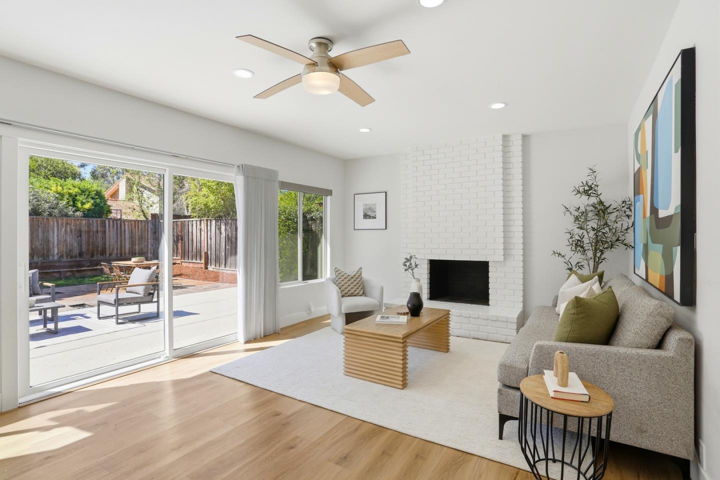 Detail Gallery Image 9 of 35 For 1224 Harvest Rd, Pleasanton,  CA 94566 - 4 Beds | 2/1 Baths