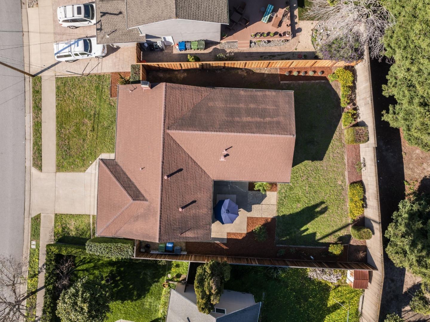 Detail Gallery Image 34 of 37 For 1932 Lotman Dr, Santa Cruz,  CA 95062 - 4 Beds | 2 Baths