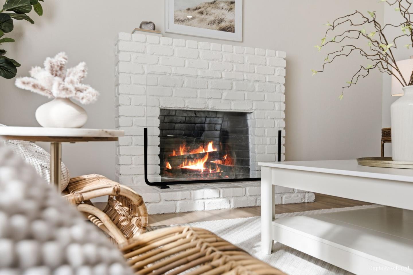 Detail Gallery Image 5 of 37 For 1932 Lotman Dr, Santa Cruz,  CA 95062 - 4 Beds | 2 Baths