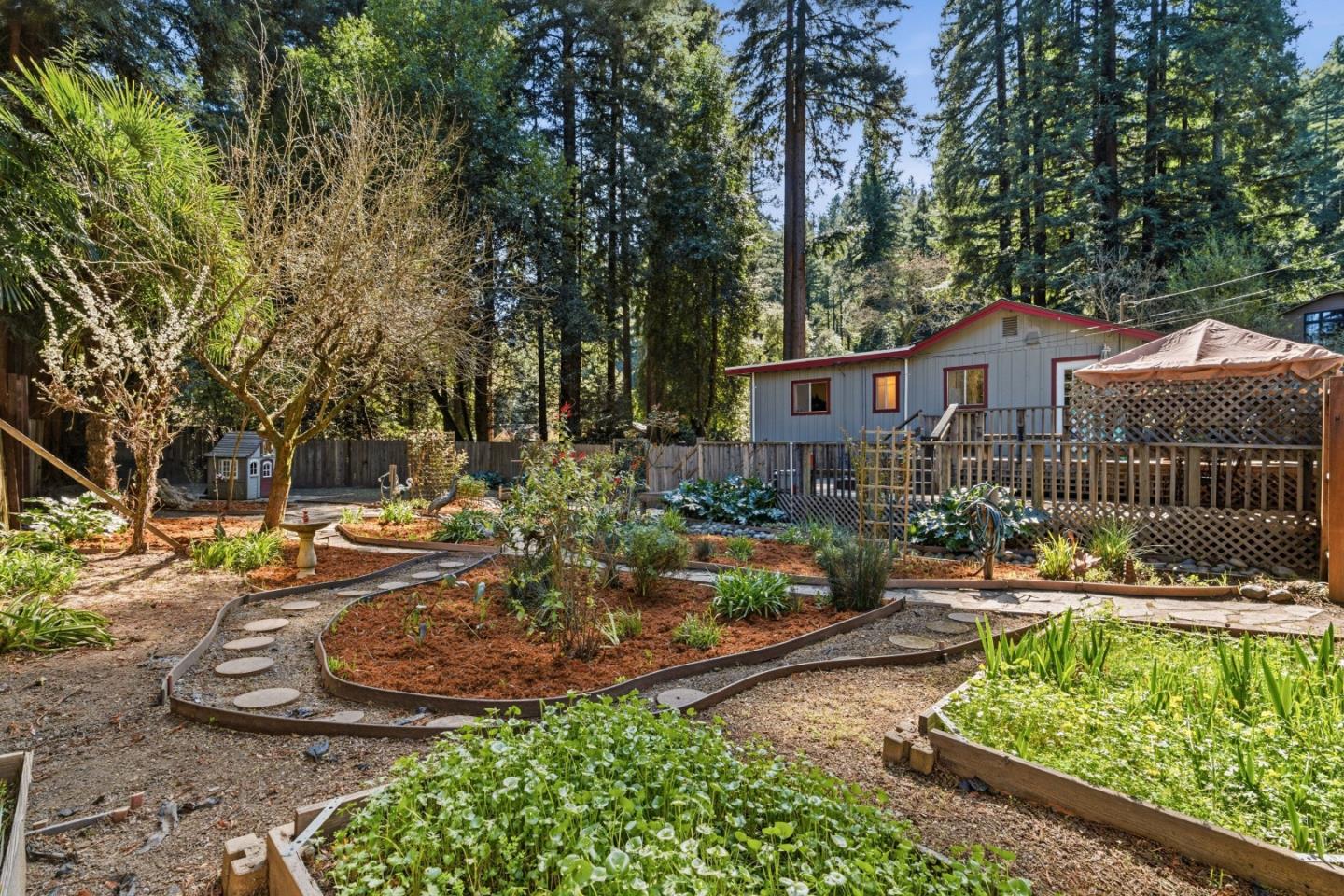 Detail Gallery Image 46 of 73 For 120 Madrona Way, Ben Lomond,  CA 95005 - 2 Beds | 2 Baths