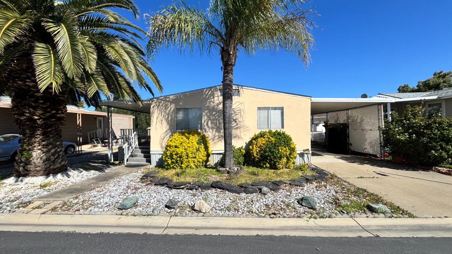 Front Image Thumbnail for ML82037927