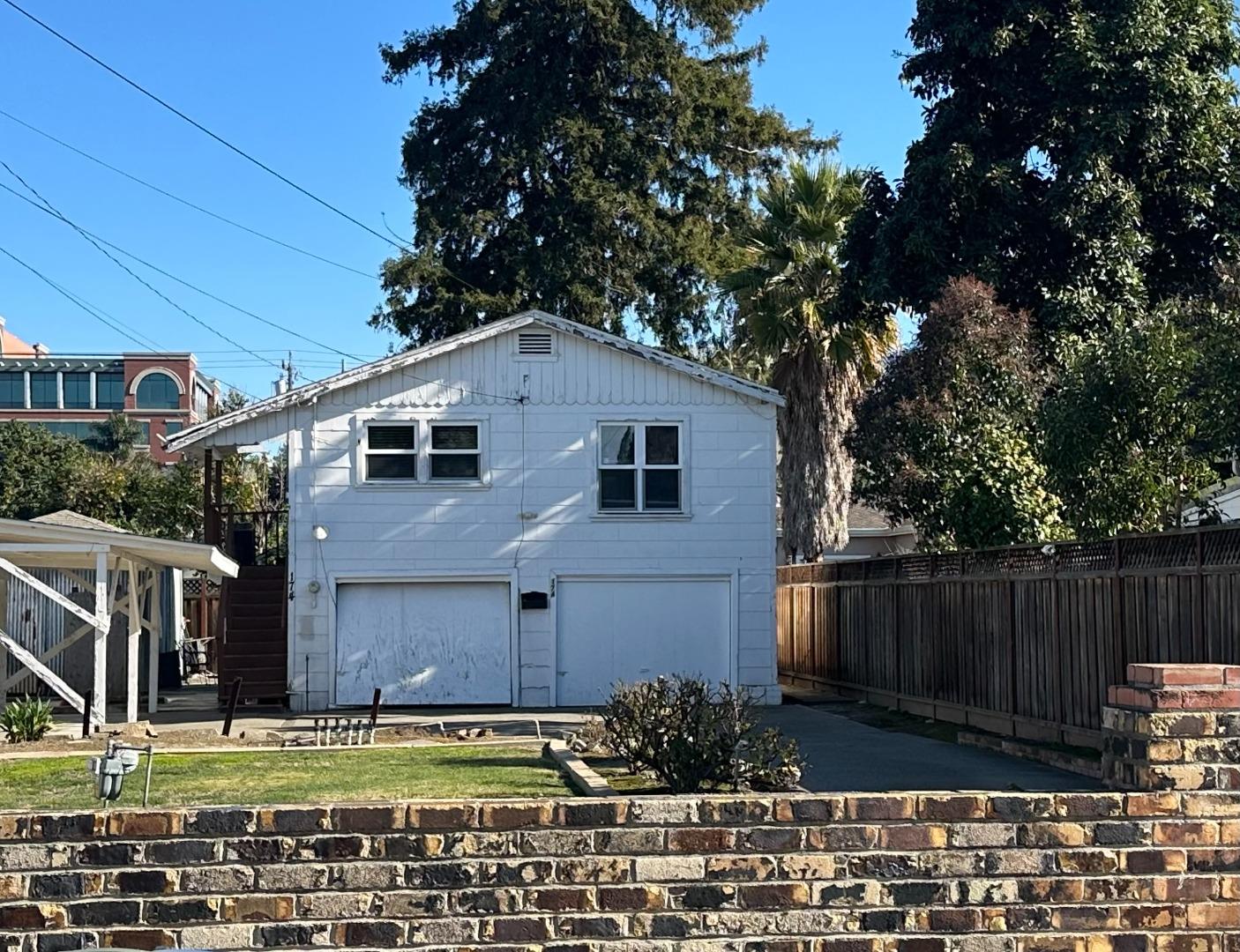 Front Image Thumbnail for ML82037928