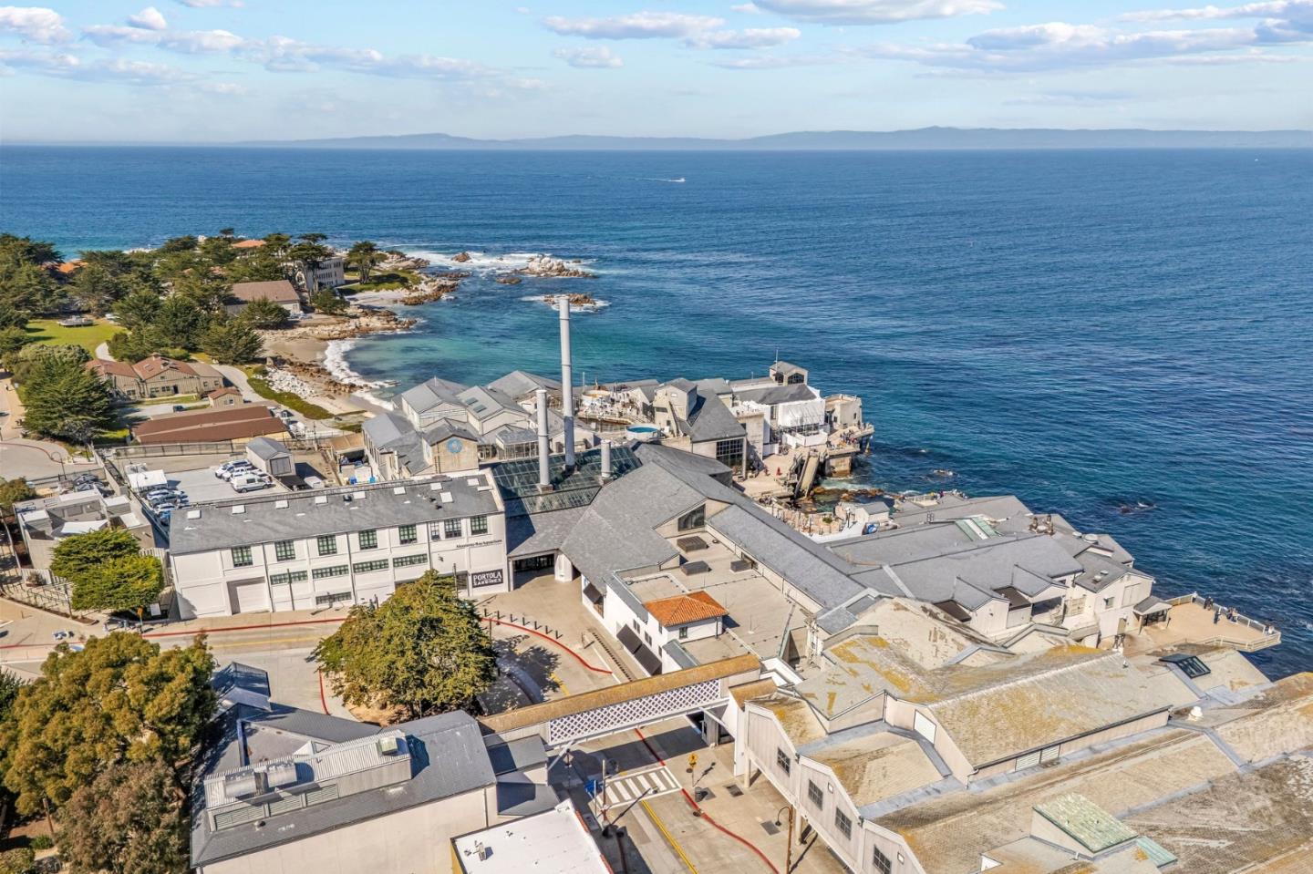 Detail Gallery Image 47 of 52 For 881 Terry St, Monterey,  CA 93940 - 3 Beds | 2/1 Baths