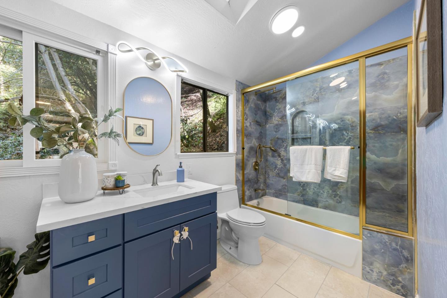 Detail Gallery Image 14 of 47 For 19495 Beardsley Rd, Los Gatos,  CA 95033 - 2 Beds | 2 Baths