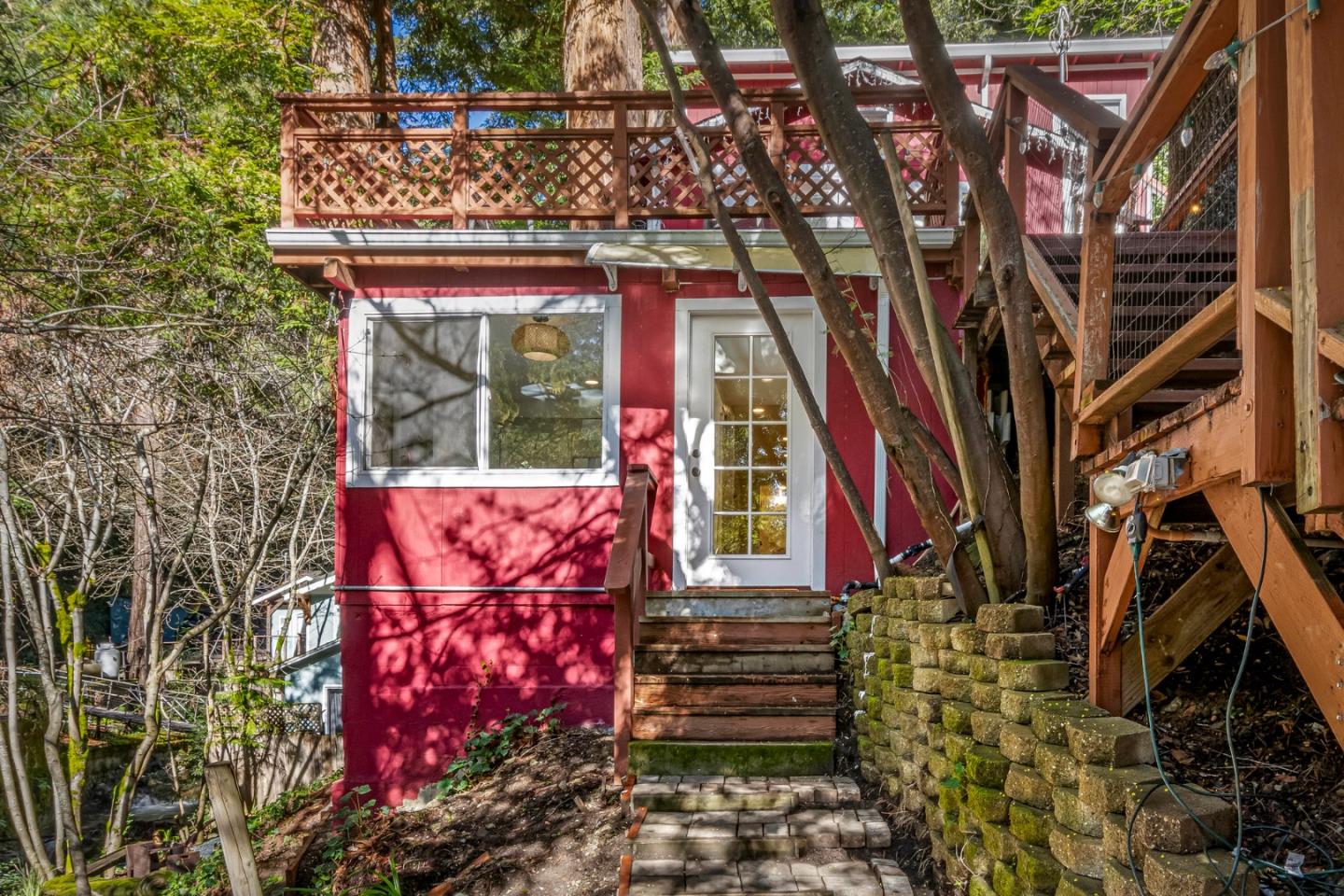 Detail Gallery Image 19 of 47 For 19495 Beardsley Rd, Los Gatos,  CA 95033 - 2 Beds | 2 Baths