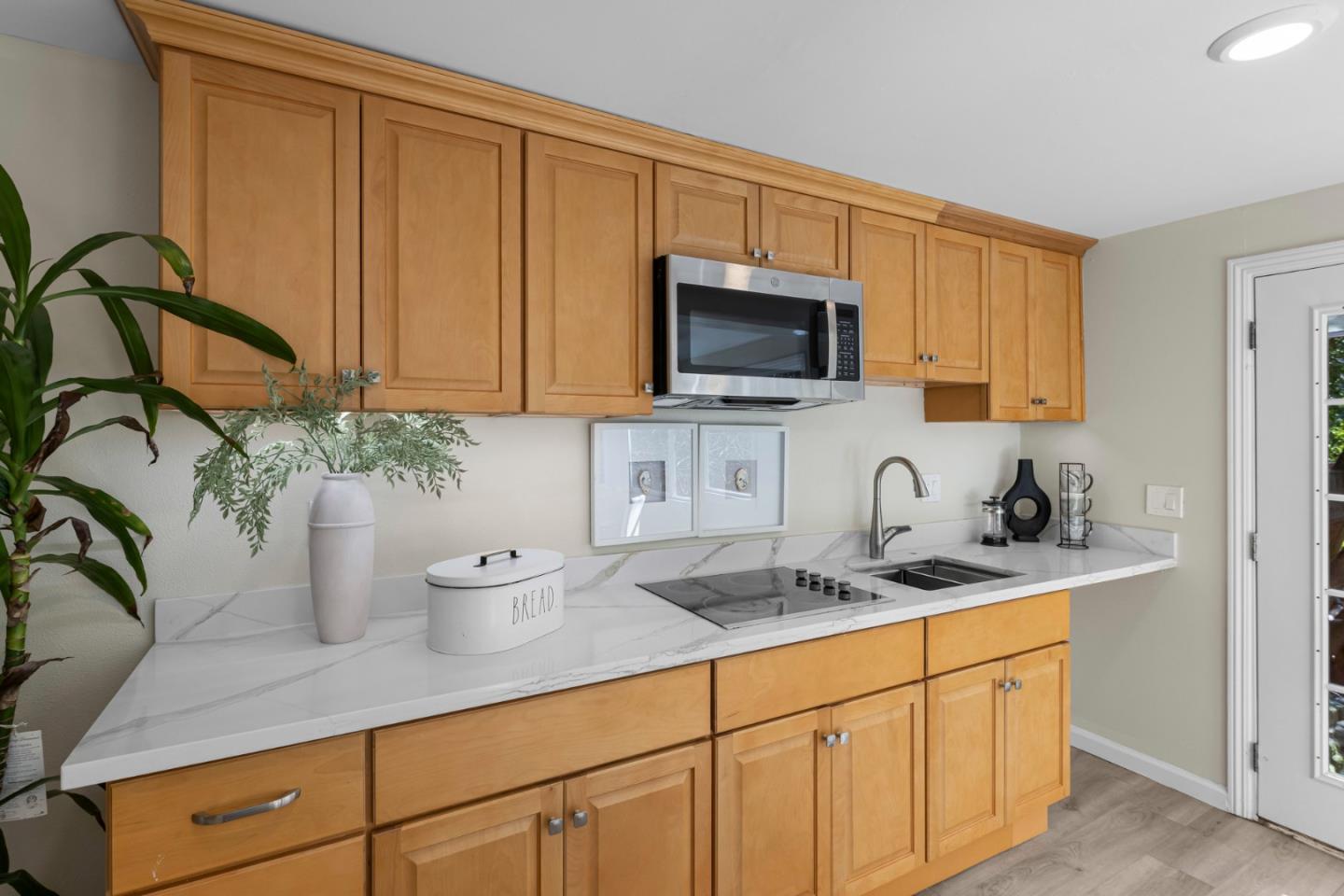 Detail Gallery Image 22 of 47 For 19495 Beardsley Rd, Los Gatos,  CA 95033 - 2 Beds | 2 Baths