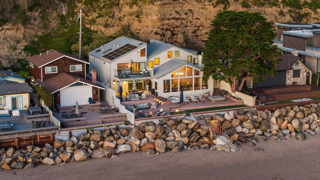 Detail Gallery Image 4 of 68 For 765 Las Olas Dr, Aptos,  CA 95003 - 4 Beds | 4/1 Baths