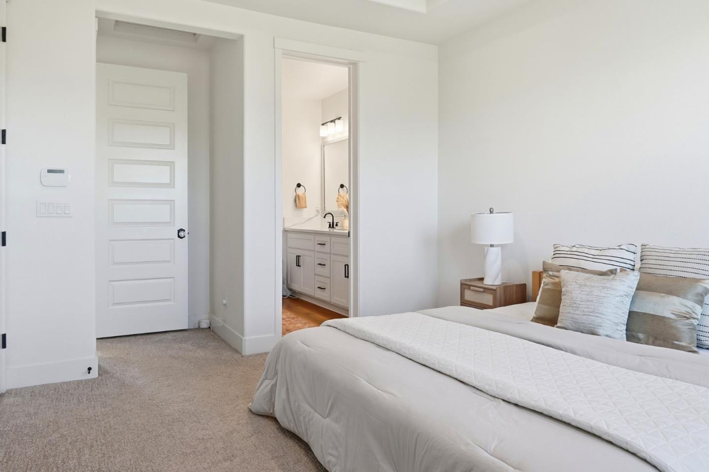 Photo #16: ML82037934 Listing: Photo #16