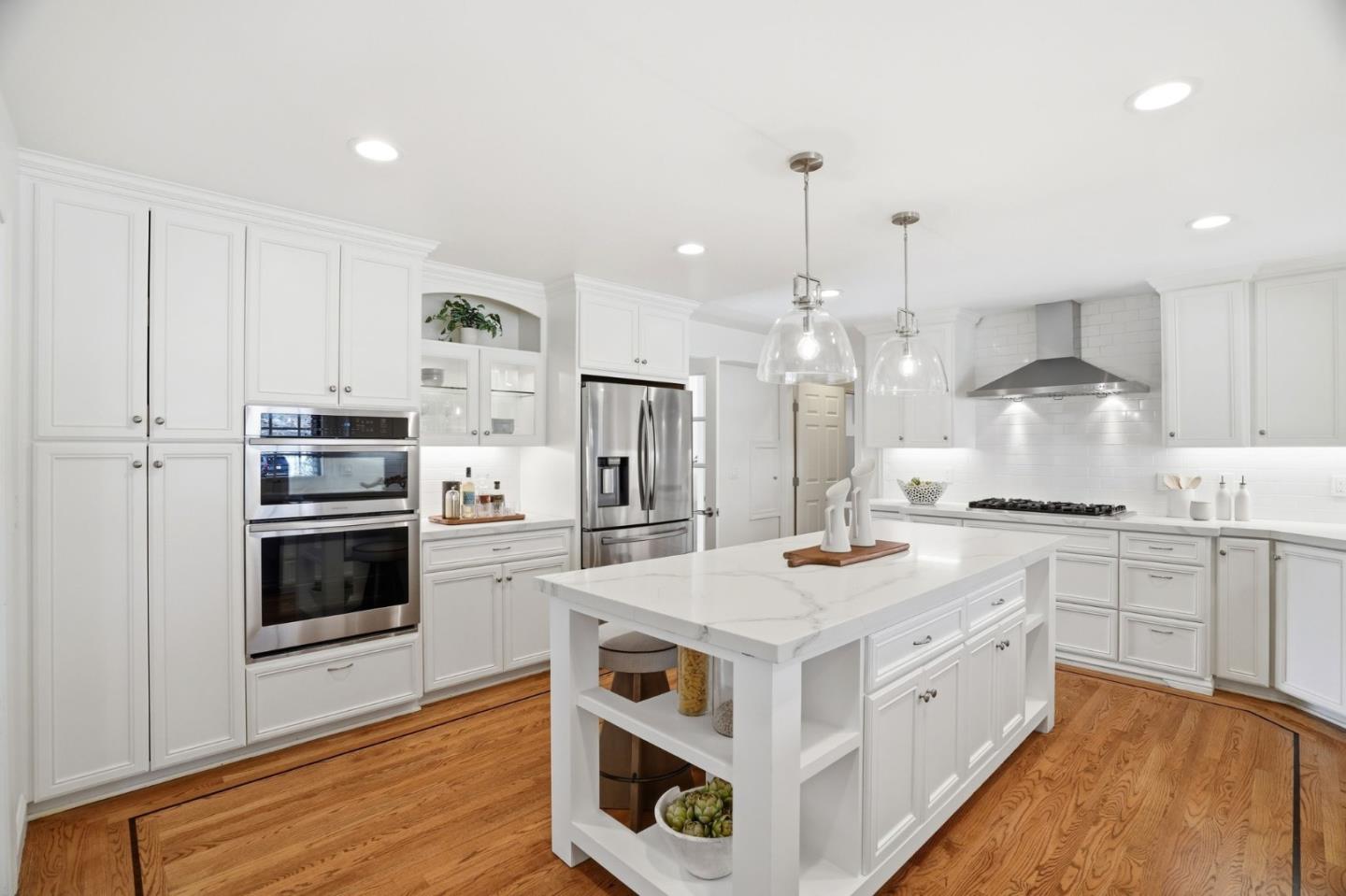 Detail Gallery Image 13 of 75 For 2273 Glenkirk Dr, San Jose,  CA 95124 - 5 Beds | 4 Baths