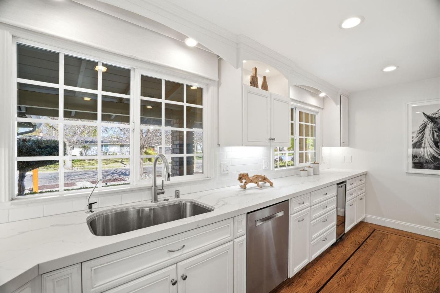 Detail Gallery Image 14 of 75 For 2273 Glenkirk Dr, San Jose,  CA 95124 - 5 Beds | 4 Baths