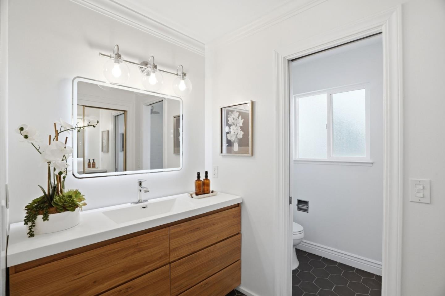 Detail Gallery Image 30 of 75 For 2273 Glenkirk Dr, San Jose,  CA 95124 - 5 Beds | 4 Baths