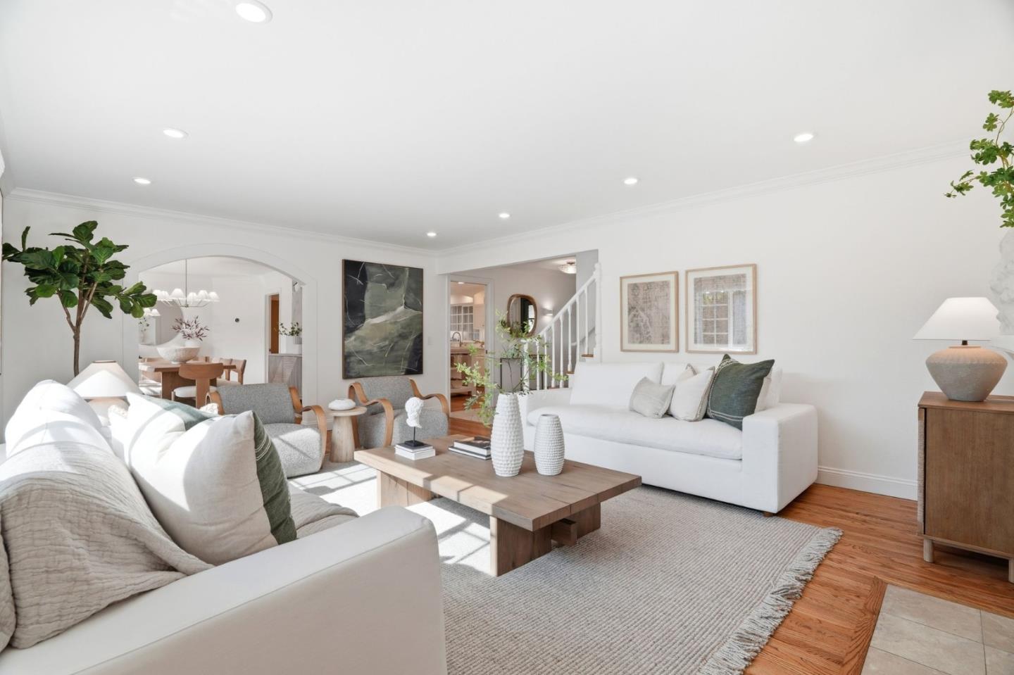 Detail Gallery Image 7 of 75 For 2273 Glenkirk Dr, San Jose,  CA 95124 - 5 Beds | 4 Baths