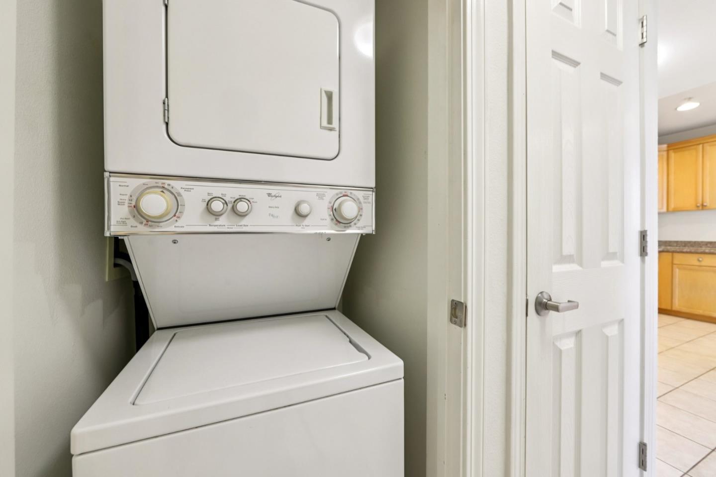 Detail Gallery Image 14 of 18 For 88 N Jackson Ave #415,  San Jose,  CA 95116 - 1 Beds | 1 Baths