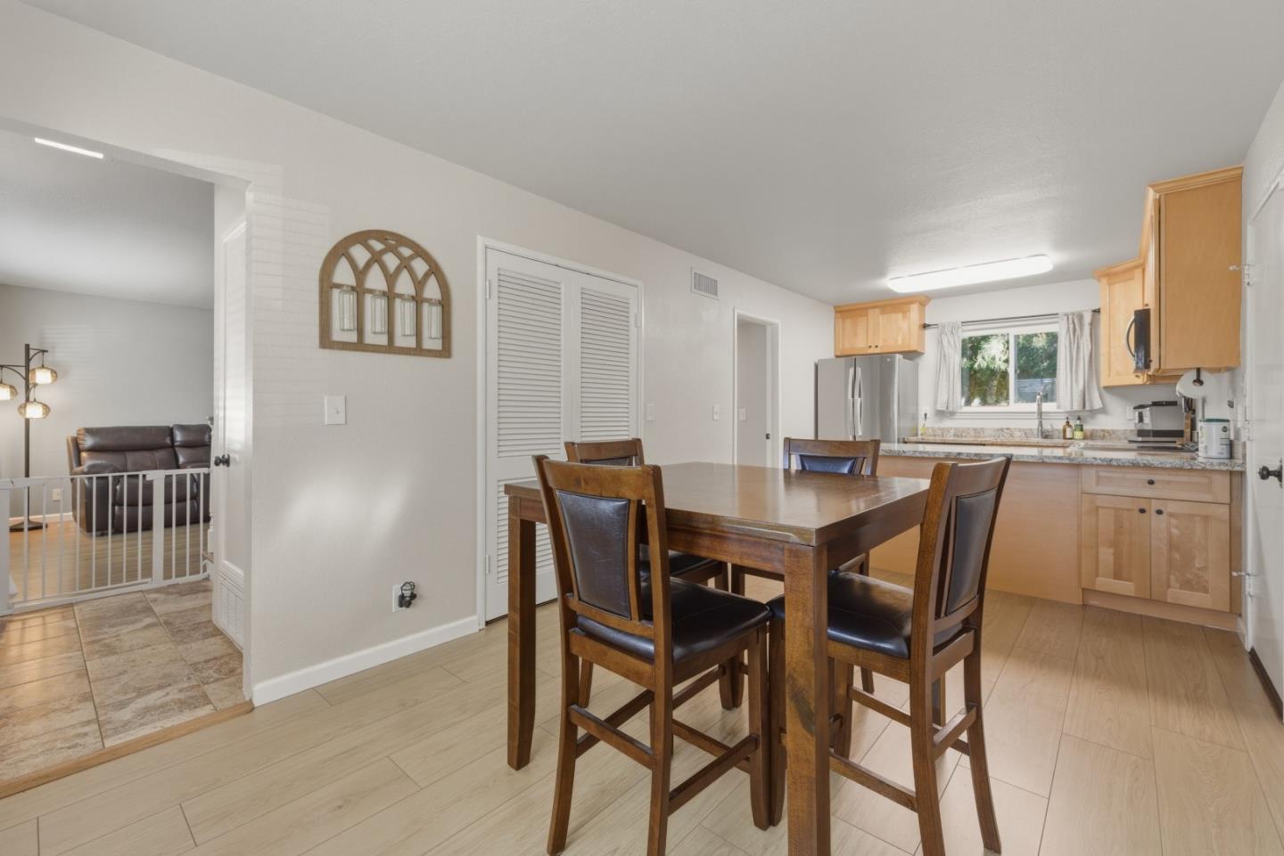 Detail Gallery Image 10 of 50 For 411 Grey Ghost Ave, San Jose,  CA 95111 - 3 Beds | 2/1 Baths