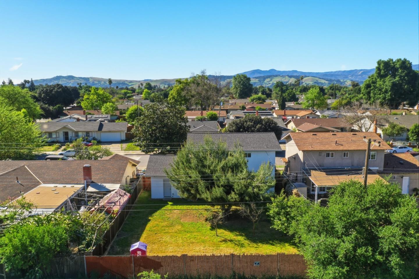 Detail Gallery Image 46 of 50 For 411 Grey Ghost Ave, San Jose,  CA 95111 - 3 Beds | 2/1 Baths