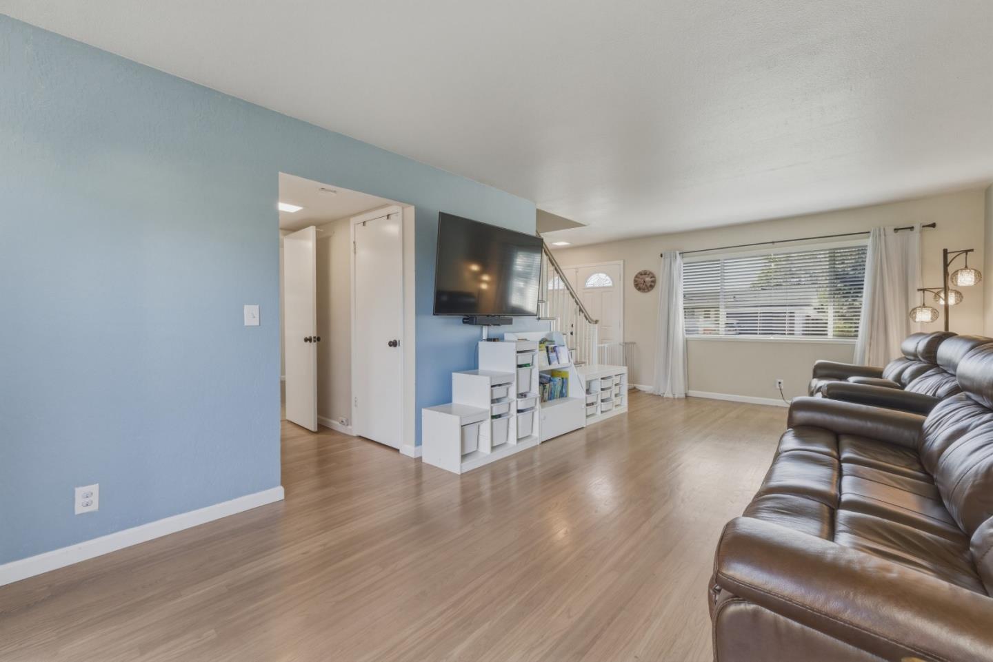 Detail Gallery Image 5 of 50 For 411 Grey Ghost Ave, San Jose,  CA 95111 - 3 Beds | 2/1 Baths