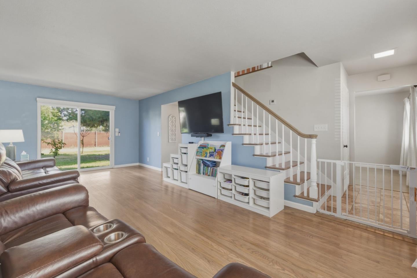 Detail Gallery Image 7 of 50 For 411 Grey Ghost Ave, San Jose,  CA 95111 - 3 Beds | 2/1 Baths