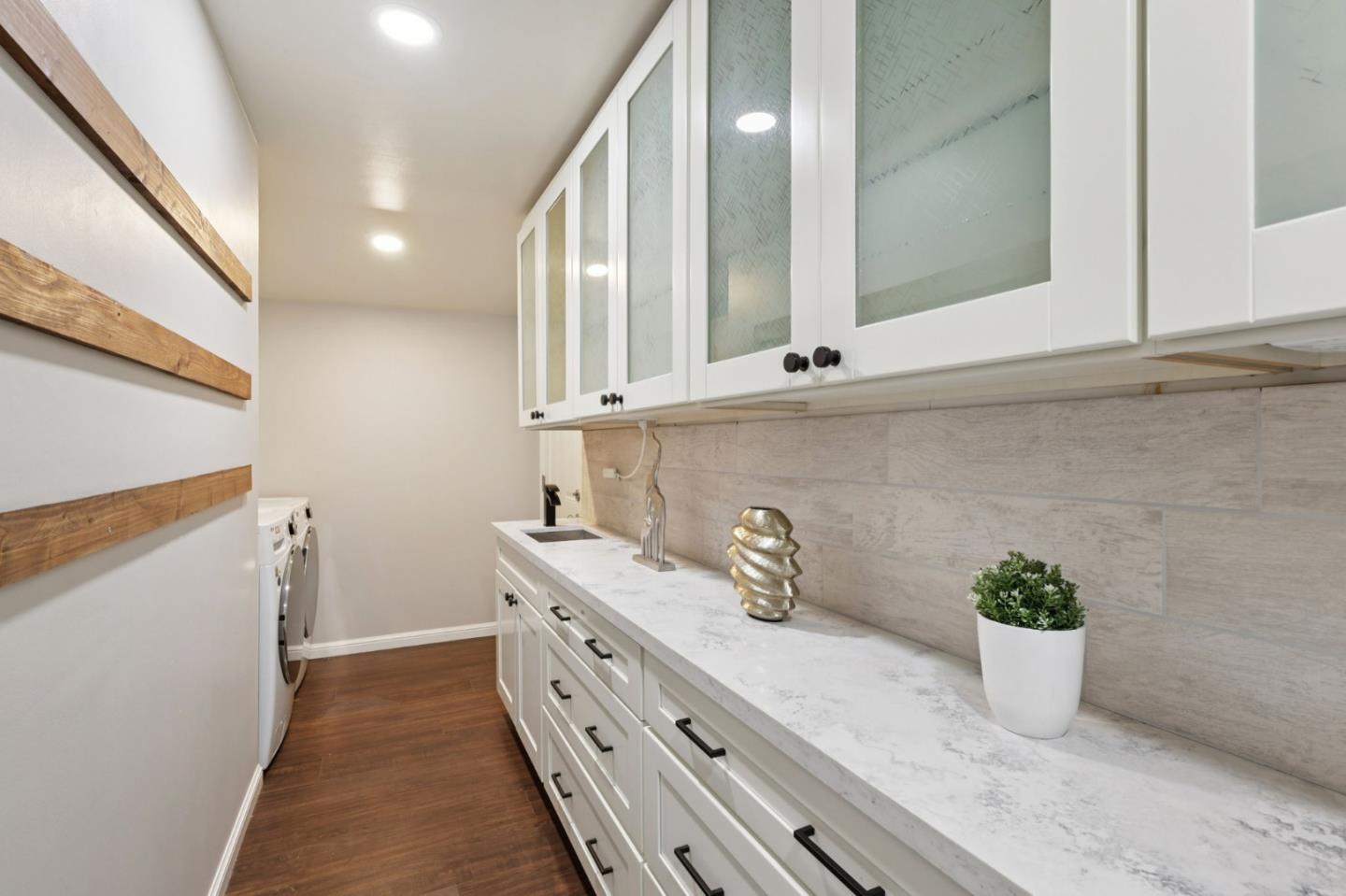 Detail Gallery Image 12 of 33 For 3435 Notre Dame Dr, Santa Clara,  CA 95051 - 3 Beds | 2 Baths