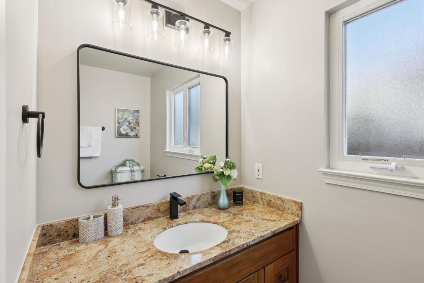 Detail Gallery Image 16 of 33 For 3435 Notre Dame Dr, Santa Clara,  CA 95051 - 3 Beds | 2 Baths