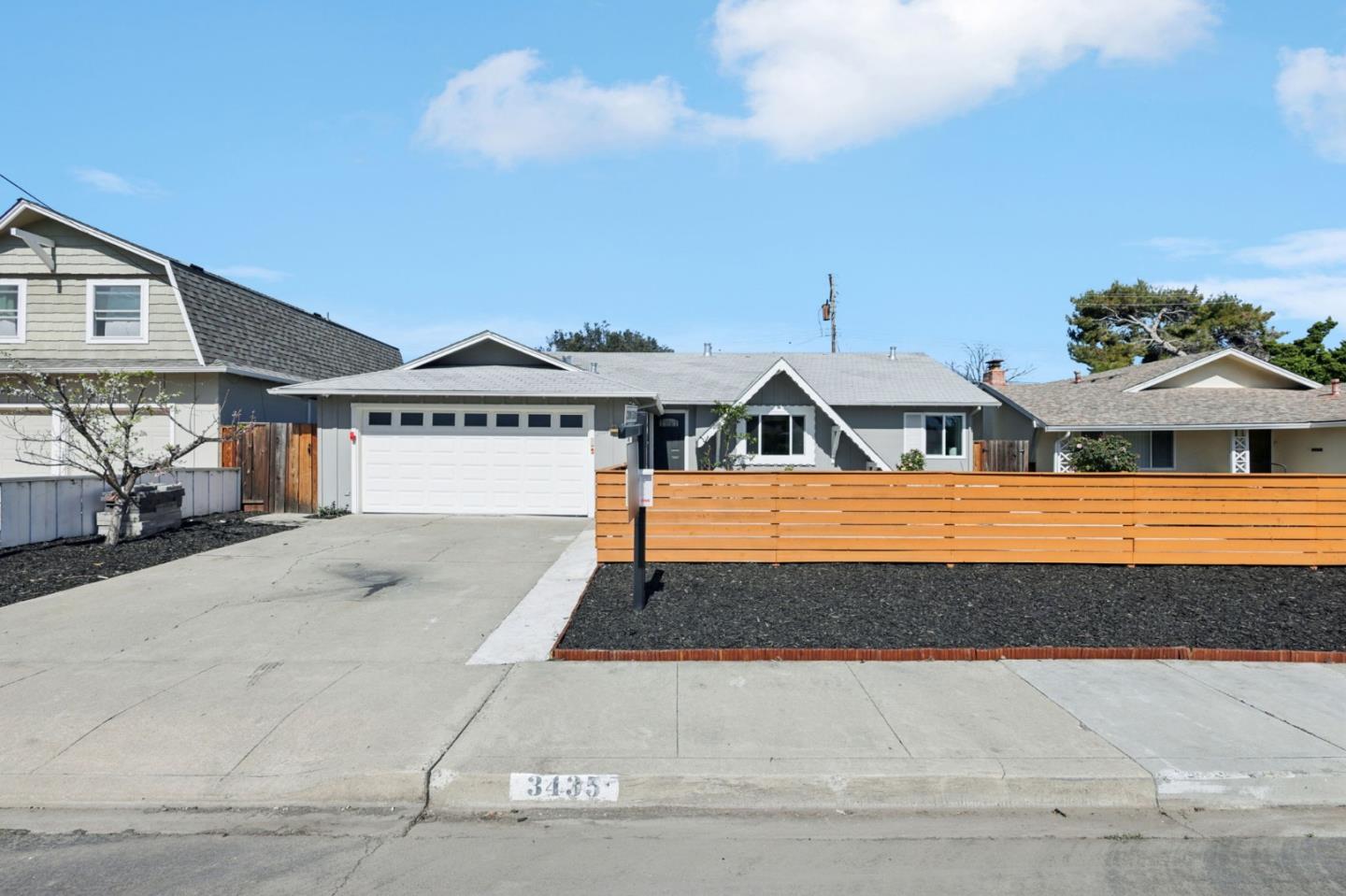 Detail Gallery Image 2 of 33 For 3435 Notre Dame Dr, Santa Clara,  CA 95051 - 3 Beds | 2 Baths