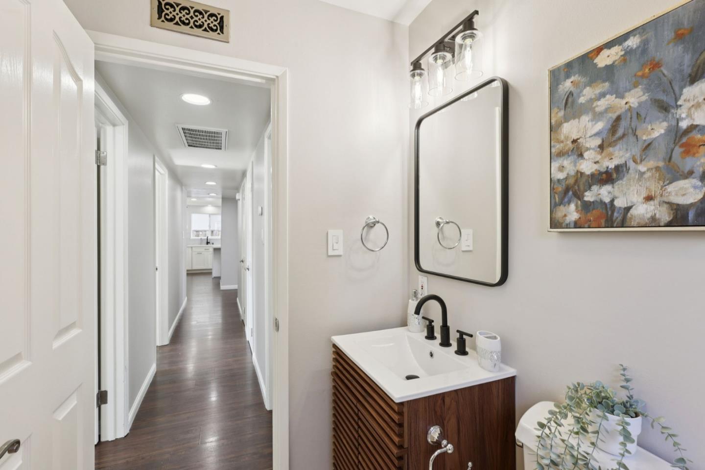 Detail Gallery Image 21 of 33 For 3435 Notre Dame Dr, Santa Clara,  CA 95051 - 3 Beds | 2 Baths