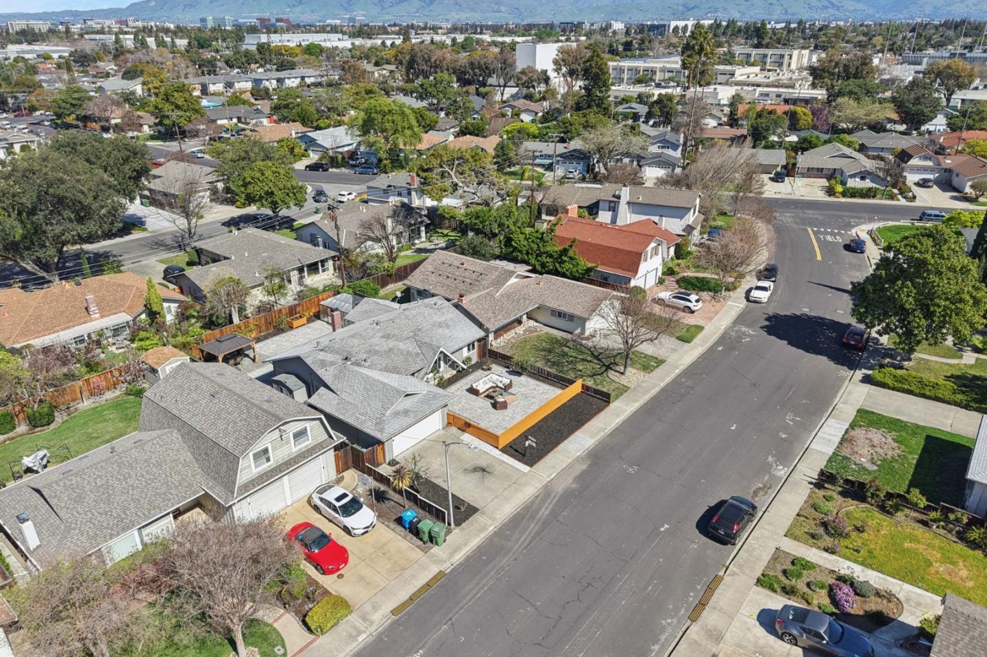 Detail Gallery Image 28 of 33 For 3435 Notre Dame Dr, Santa Clara,  CA 95051 - 3 Beds | 2 Baths