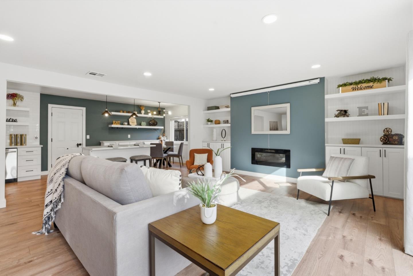 Detail Gallery Image 4 of 40 For 1216 Champagne Ln, San Jose,  CA 95132 - 4 Beds | 3 Baths