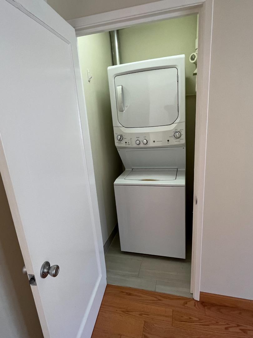 Detail Gallery Image 15 of 17 For 860 Live Oak Ave #3,  Menlo Park,  CA 94025 - 2 Beds | 1 Baths