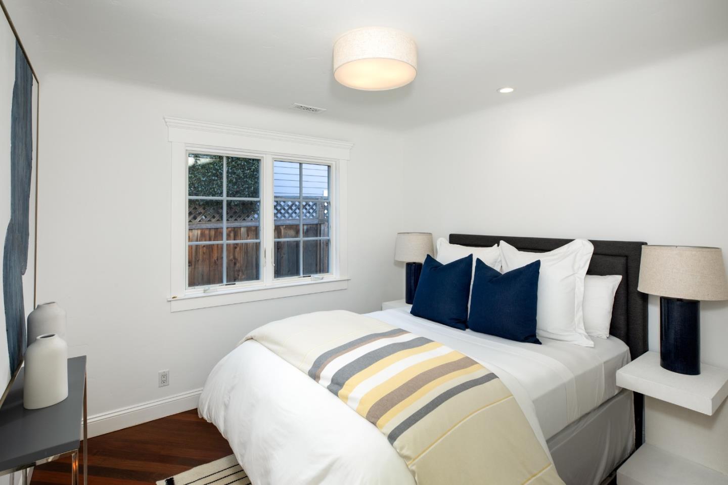 Detail Gallery Image 10 of 24 For 709 Orange Ave, Los Altos,  CA 94022 - 3 Beds | 2 Baths