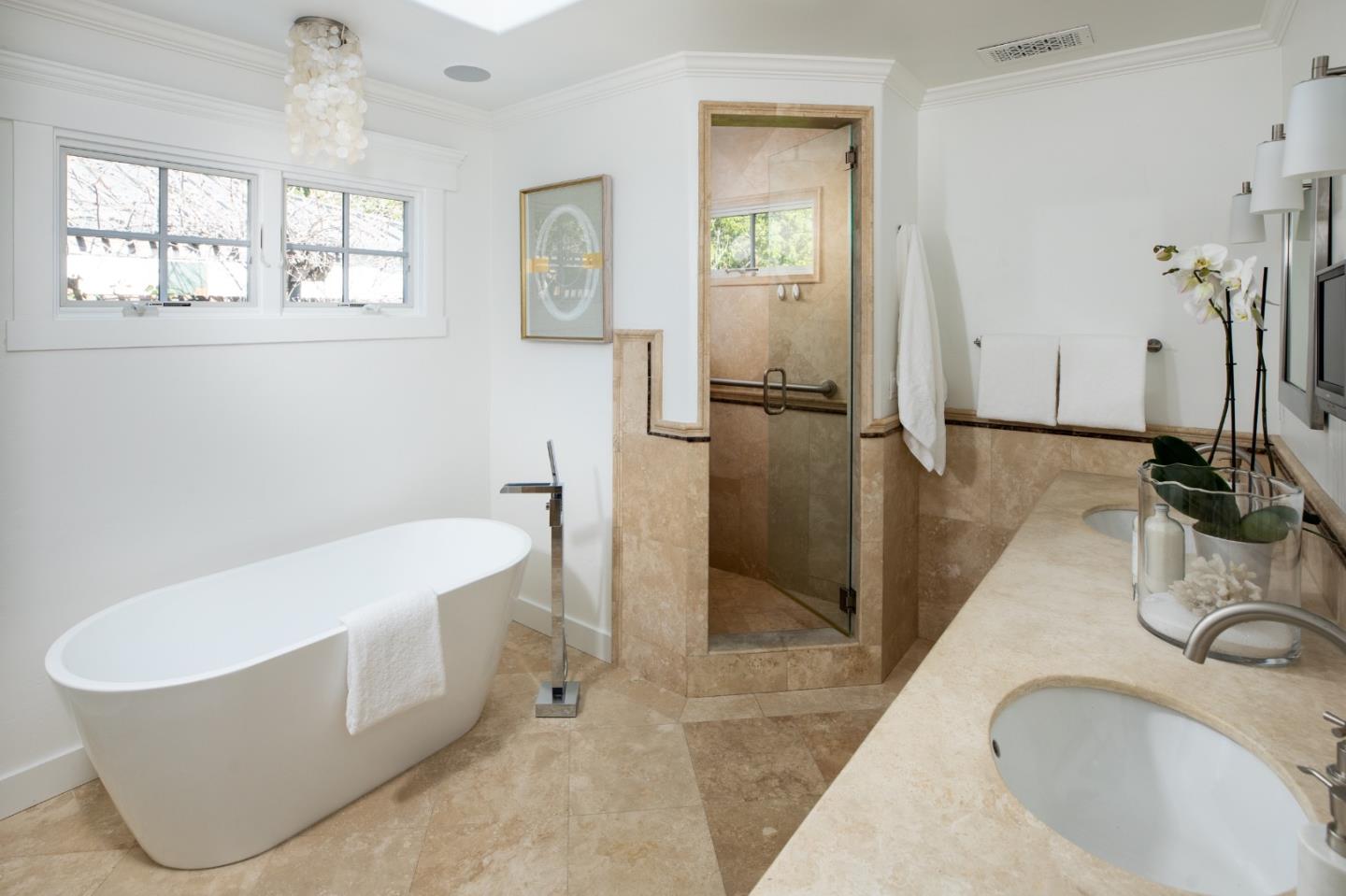 Detail Gallery Image 15 of 24 For 709 Orange Ave, Los Altos,  CA 94022 - 3 Beds | 2 Baths