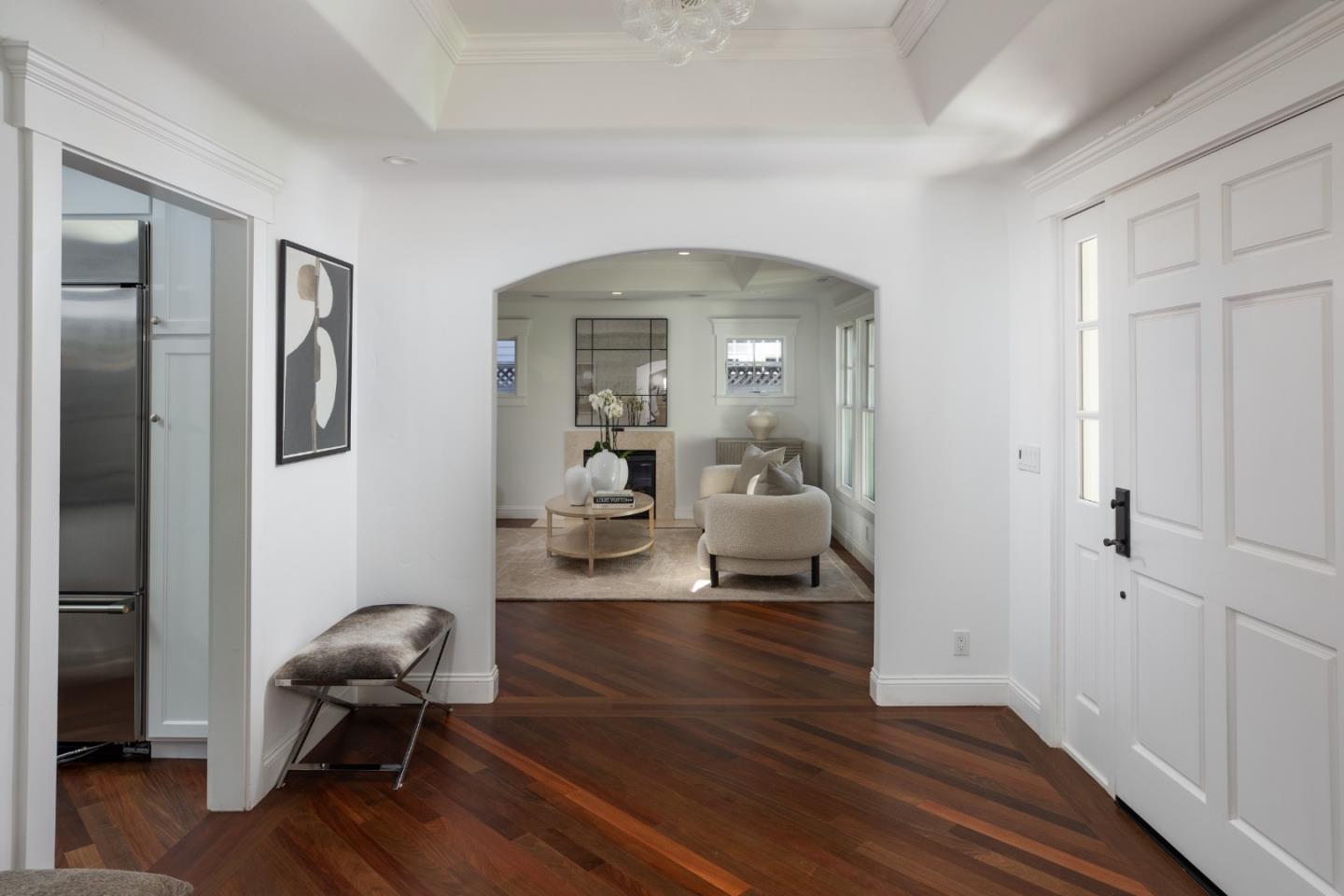 Detail Gallery Image 3 of 24 For 709 Orange Ave, Los Altos,  CA 94022 - 3 Beds | 2 Baths