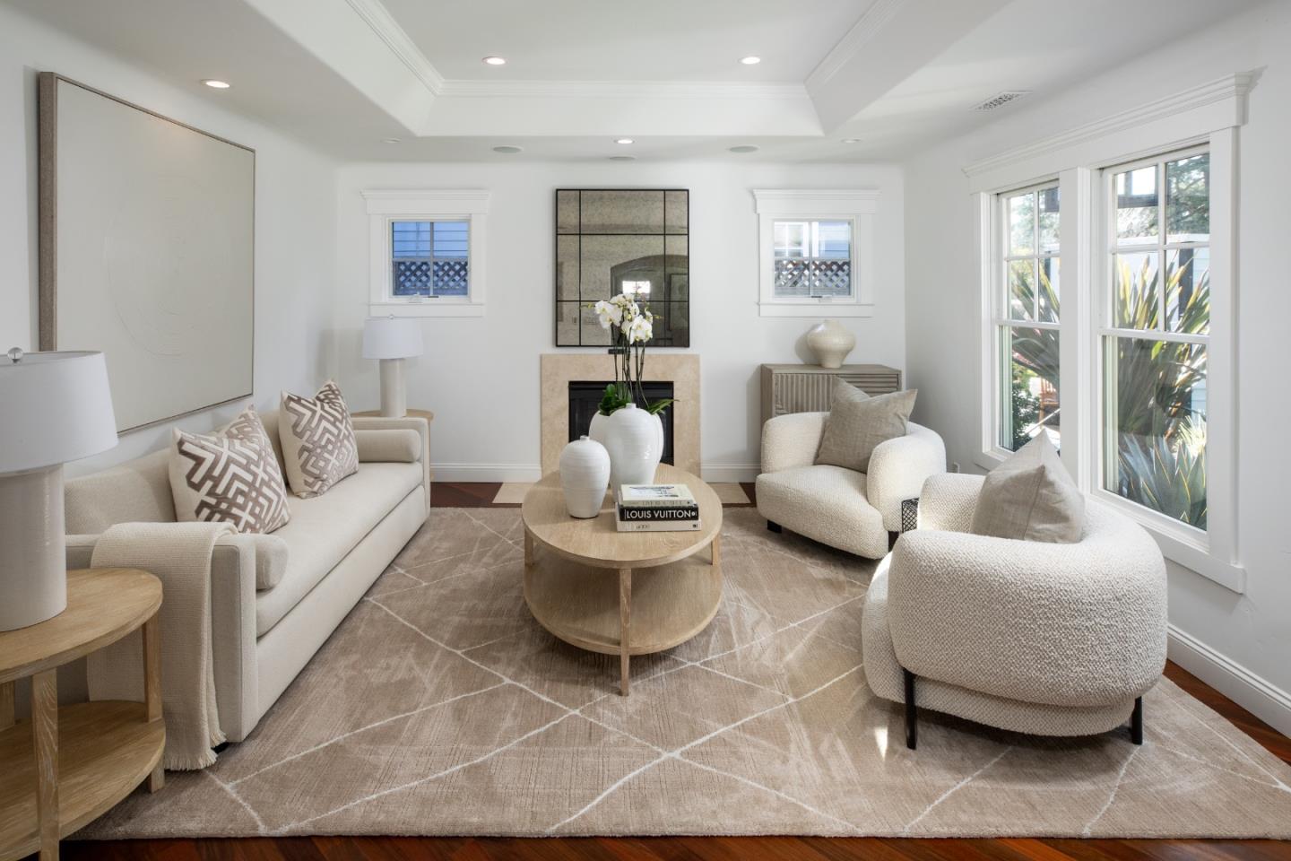 Detail Gallery Image 4 of 24 For 709 Orange Ave, Los Altos,  CA 94022 - 3 Beds | 2 Baths