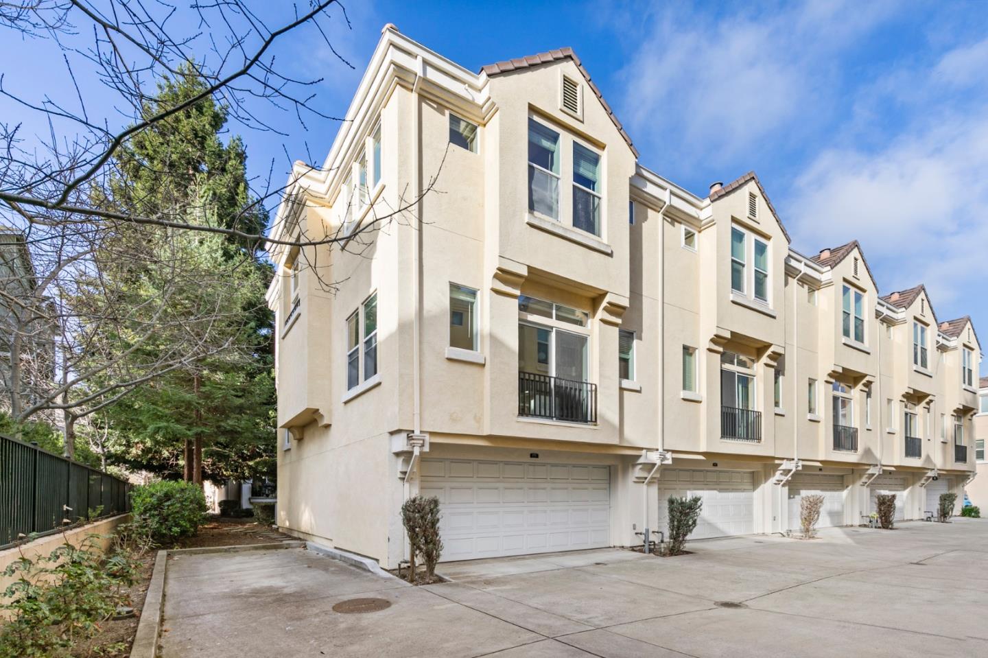 Detail Gallery Image 31 of 35 For 171 Bel Air Ct, Mountain View,  CA 94043 - 3 Beds | 2/1 Baths