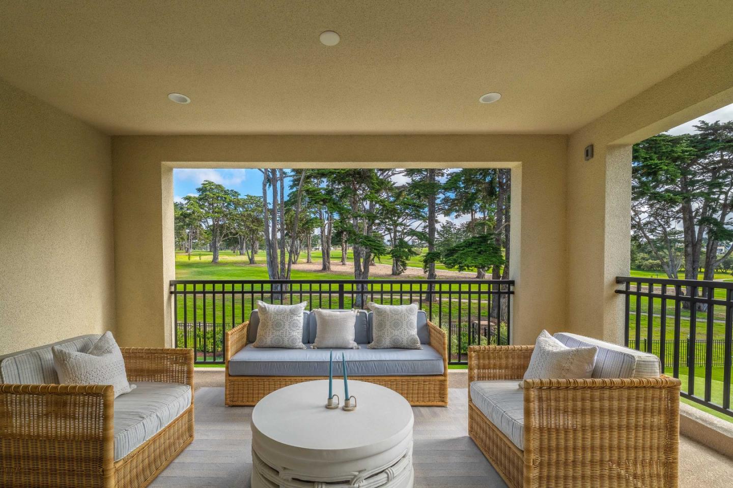 Detail Gallery Image 30 of 61 For 1814 Links Dr, Seaside,  CA 93955 - 4 Beds | 4/1 Baths