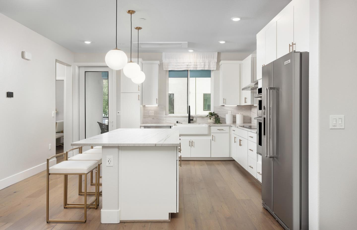 Detail Gallery Image 13 of 19 For 1139 Milan Ter #6,  Sunnyvale,  CA 94089 - 3 Beds | 3/1 Baths