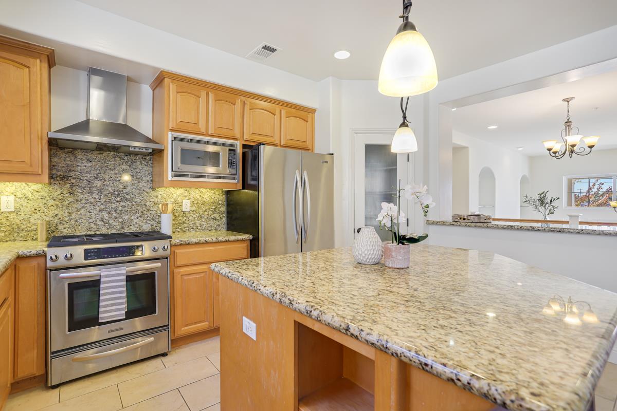 Detail Gallery Image 20 of 35 For 1469 Isabella St, Santa Clara,  CA 95050 - 3 Beds | 2/1 Baths