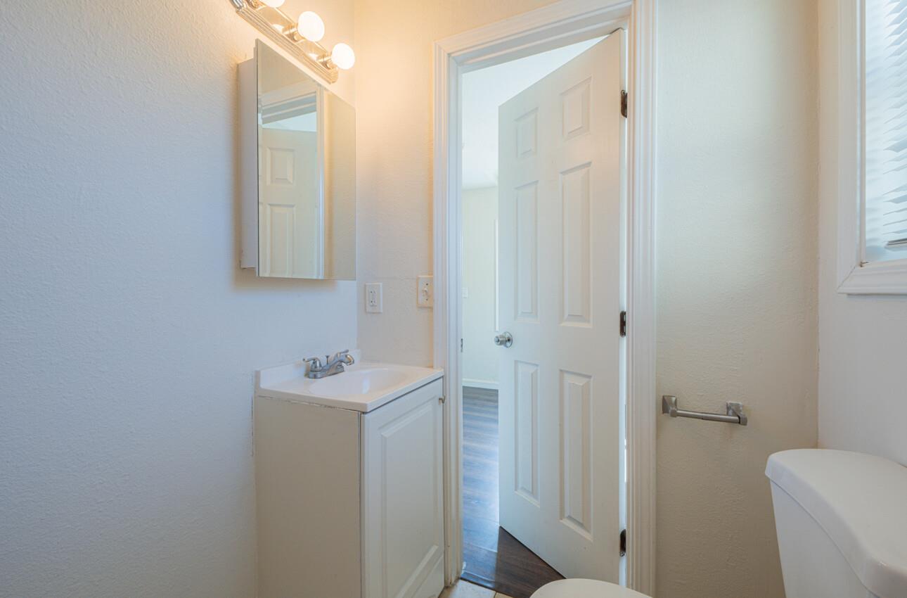 Detail Gallery Image 11 of 19 For 1126 Pacific Ave, Salinas,  CA 93905 - – Beds | – Baths