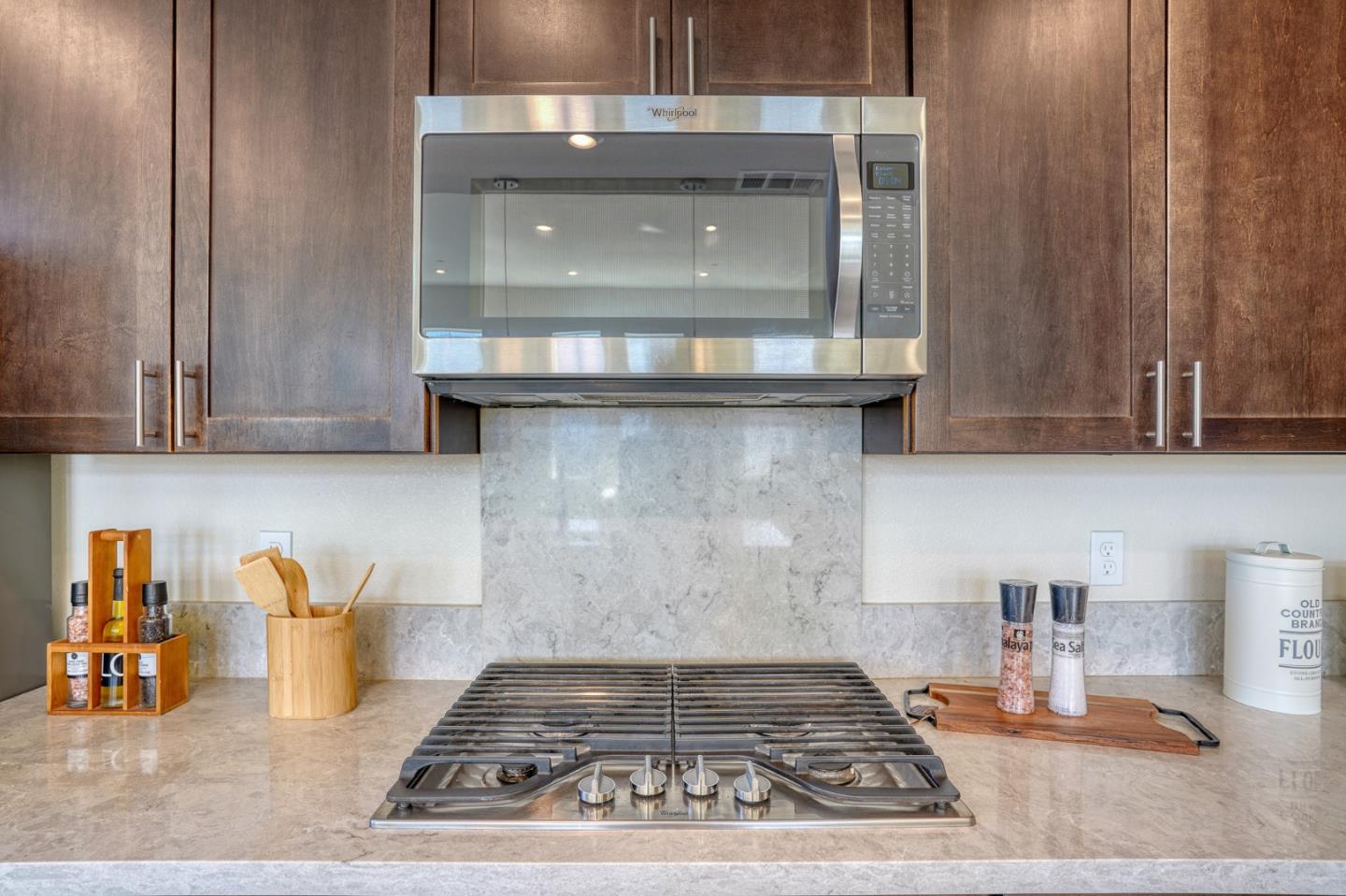 Detail Gallery Image 10 of 57 For 218 William Manly St #6,  San Jose,  CA 95136 - 2 Beds | 2 Baths