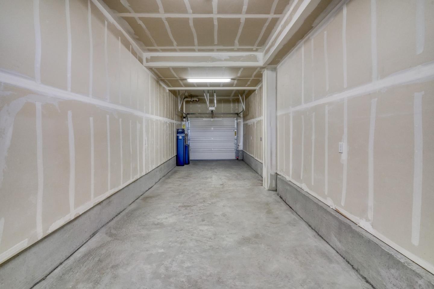 Detail Gallery Image 34 of 57 For 218 William Manly St #6,  San Jose,  CA 95136 - 2 Beds | 2 Baths