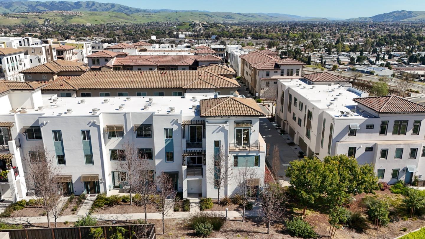 Detail Gallery Image 40 of 57 For 218 William Manly St #6,  San Jose,  CA 95136 - 2 Beds | 2 Baths