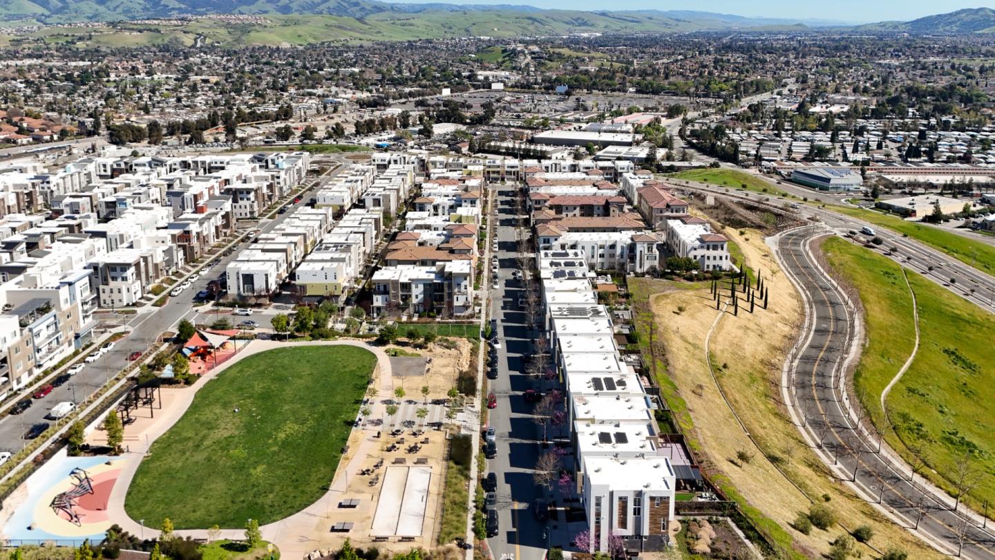 Detail Gallery Image 42 of 57 For 218 William Manly St #6,  San Jose,  CA 95136 - 2 Beds | 2 Baths