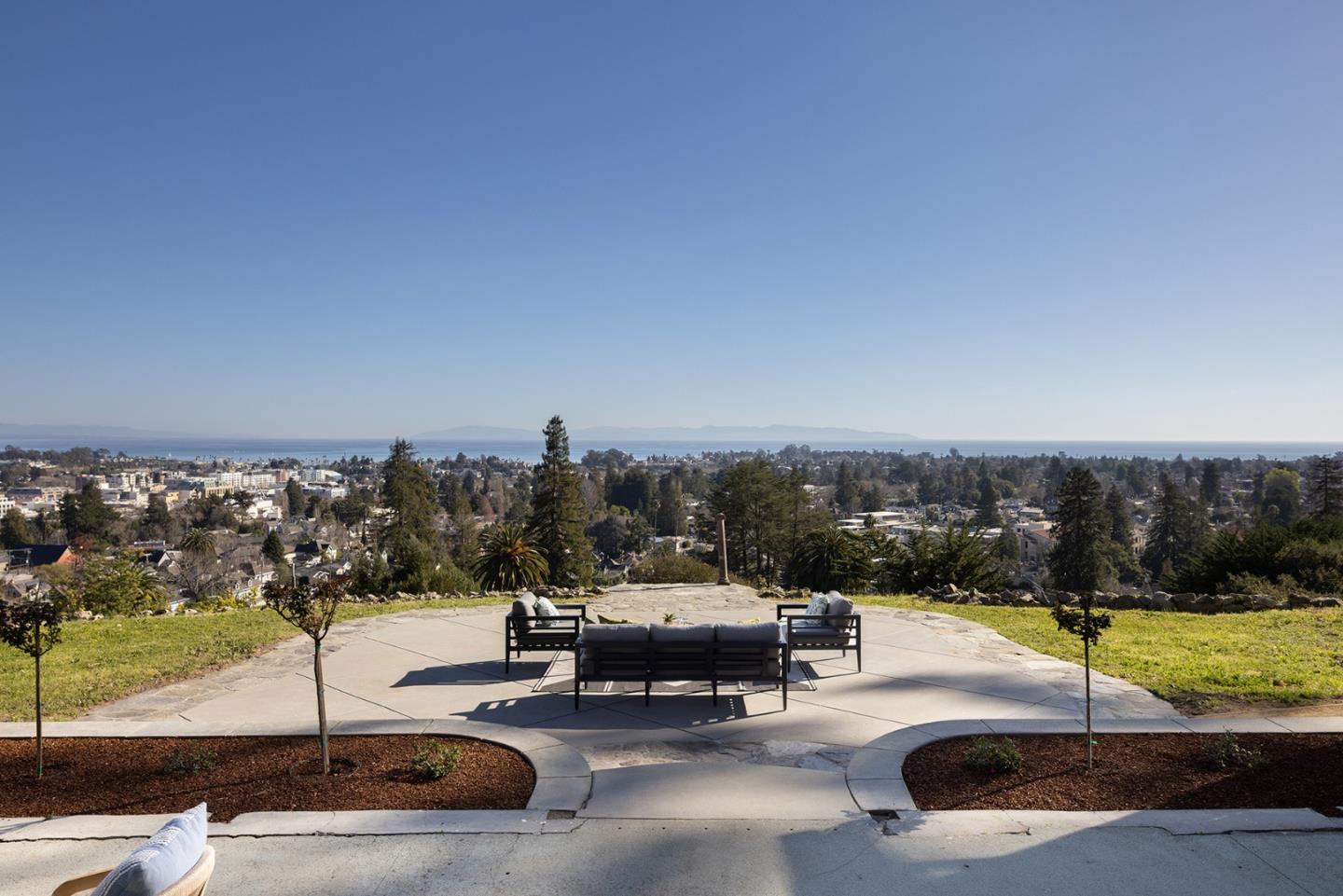 Detail Gallery Image 47 of 55 For 535 Highland Ave, Santa Cruz,  CA 95060 - 8 Beds | 5/1 Baths