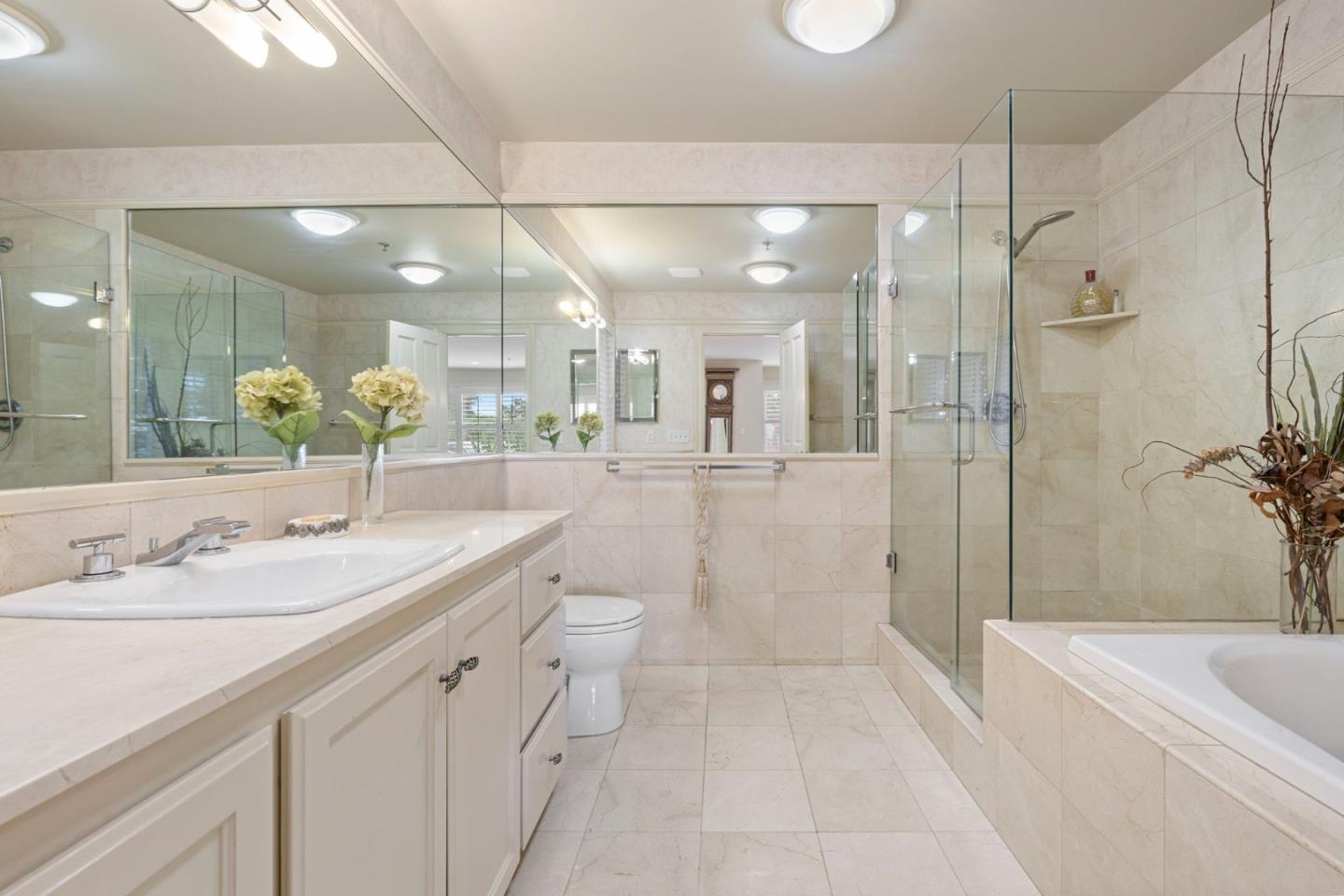 Detail Gallery Image 15 of 20 For 24 Mounds Rd a,  San Mateo,  CA 94402 - 2 Beds | 2 Baths