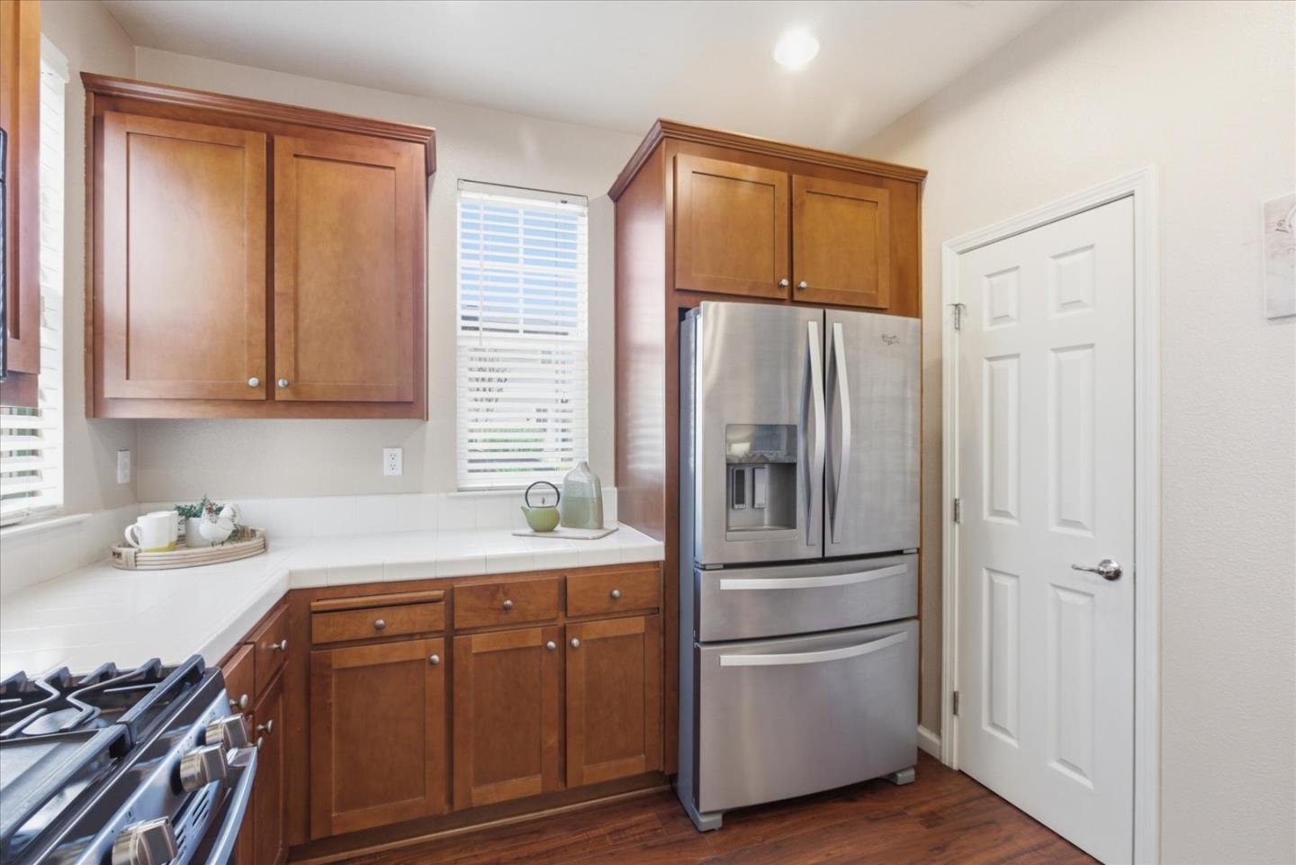 Detail Gallery Image 18 of 55 For 730 Tennyson Dr, Gilroy,  CA 95020 - 3 Beds | 2/1 Baths