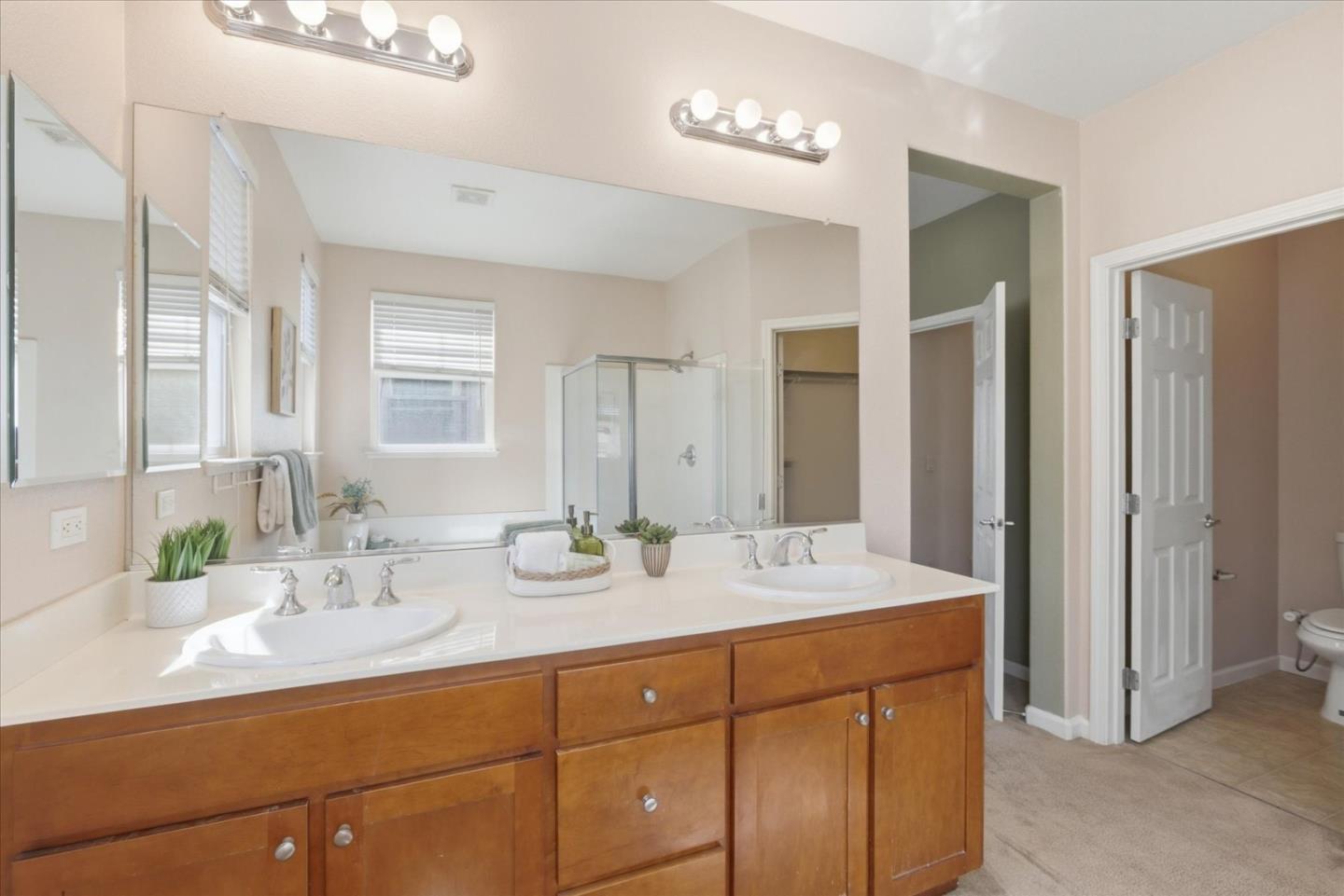 Detail Gallery Image 29 of 55 For 730 Tennyson Dr, Gilroy,  CA 95020 - 3 Beds | 2/1 Baths