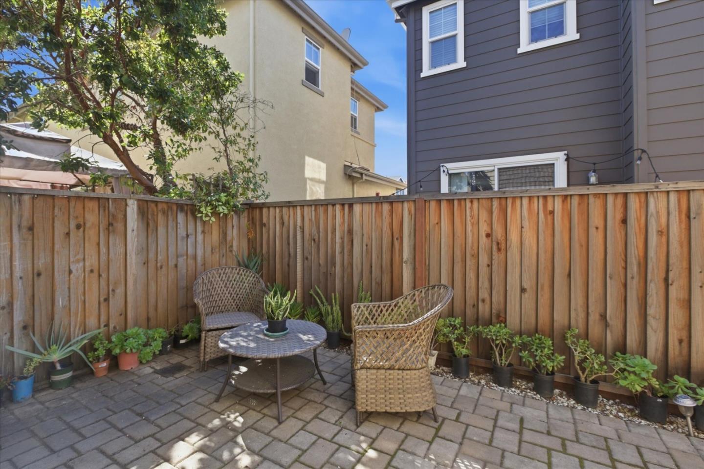 Detail Gallery Image 31 of 55 For 730 Tennyson Dr, Gilroy,  CA 95020 - 3 Beds | 2/1 Baths